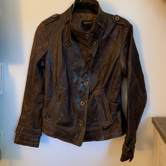Danier leather jacket - Picture 2 of 9